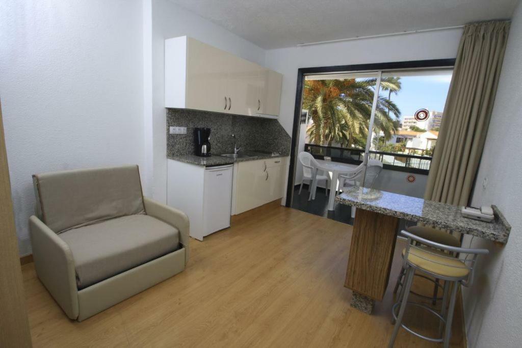 Apartamentos Koka 普拉亚戴尔雷安格莱斯 外观 照片